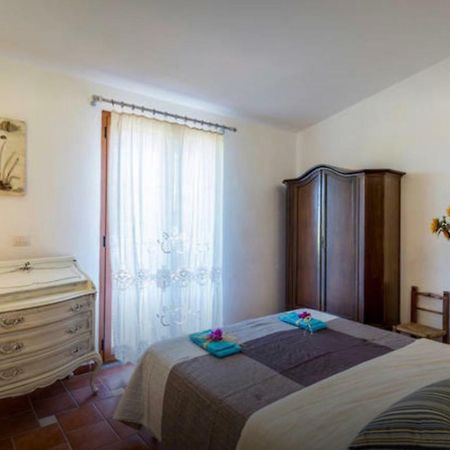 Le Case Del Mare Porto San Paolo  Exterior photo
